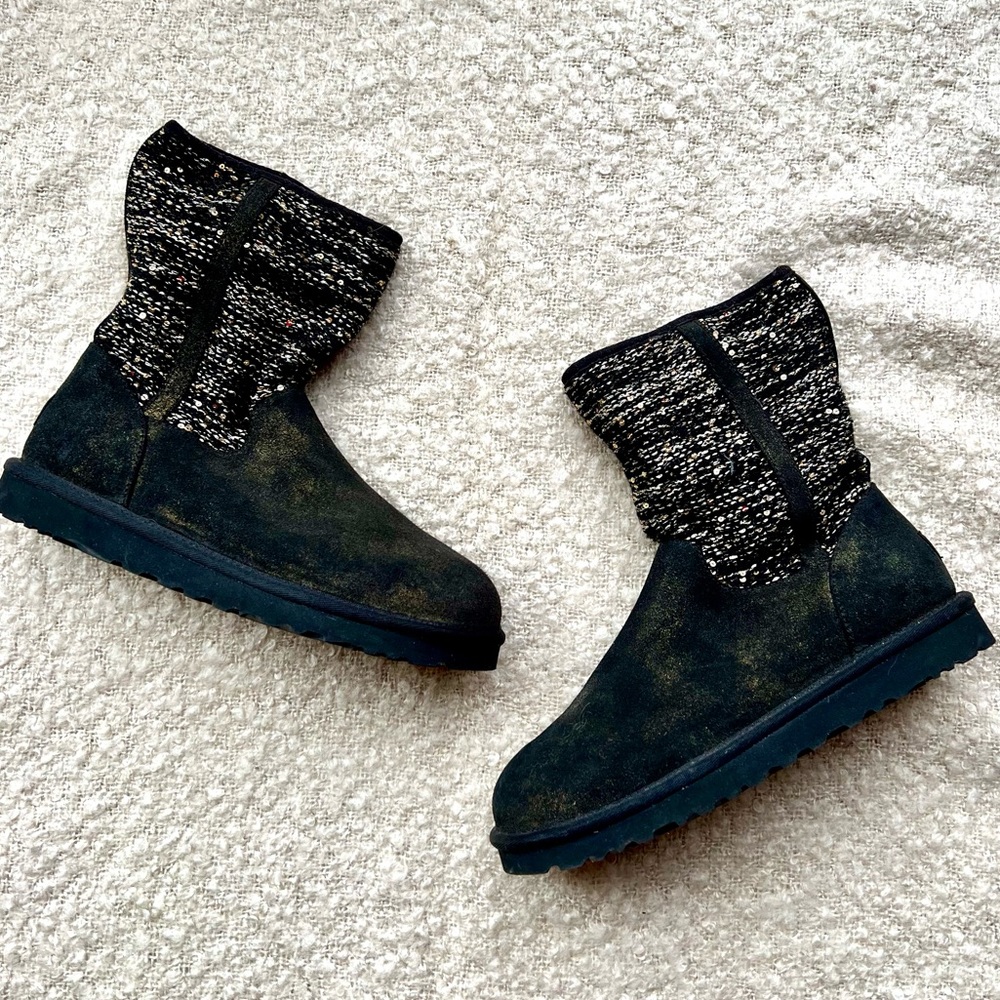 UGG Shaina Gold Sequin Black Suede Sheepskin Boots NEW 🐏